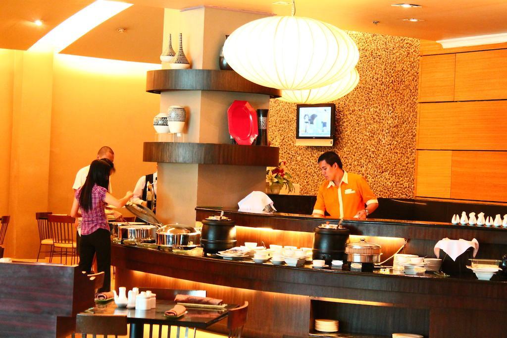 Iloilo Business Hotel Luaran gambar