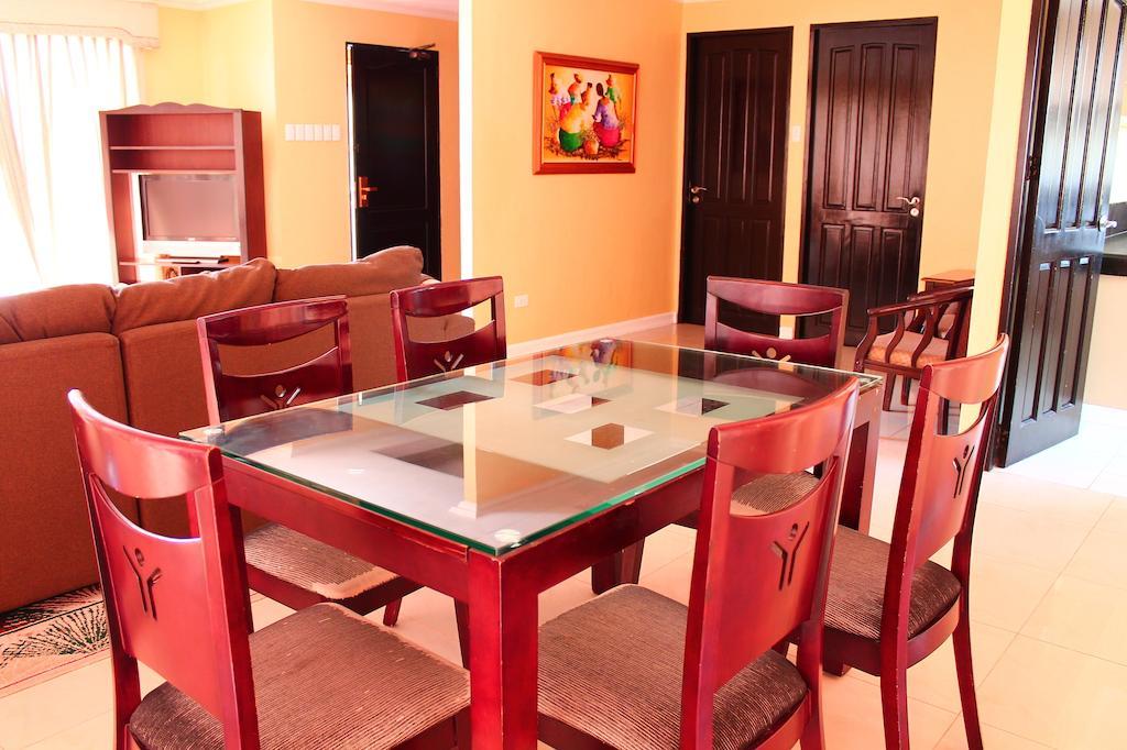 Iloilo Business Hotel Luaran gambar