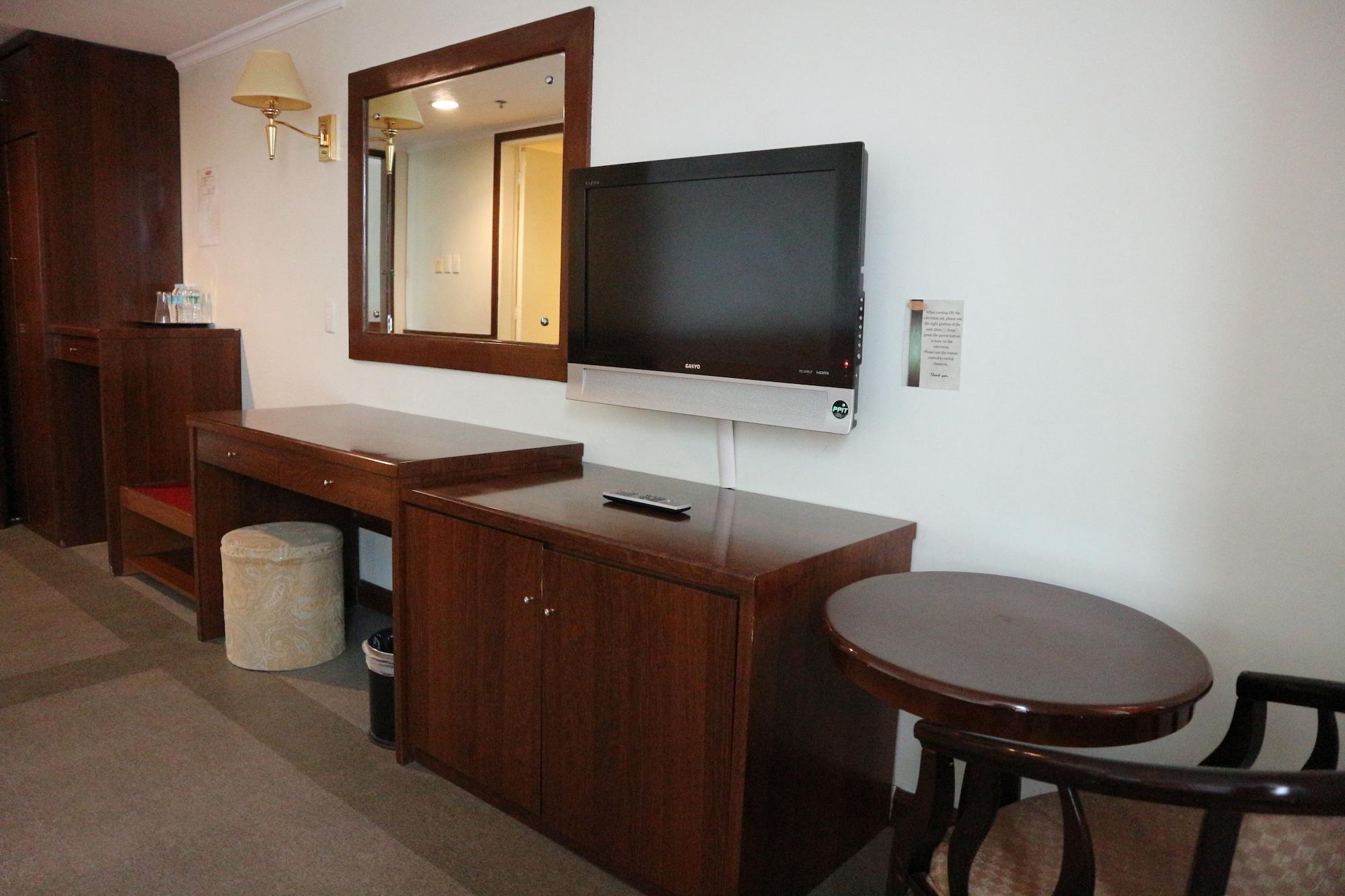 Iloilo Business Hotel Luaran gambar
