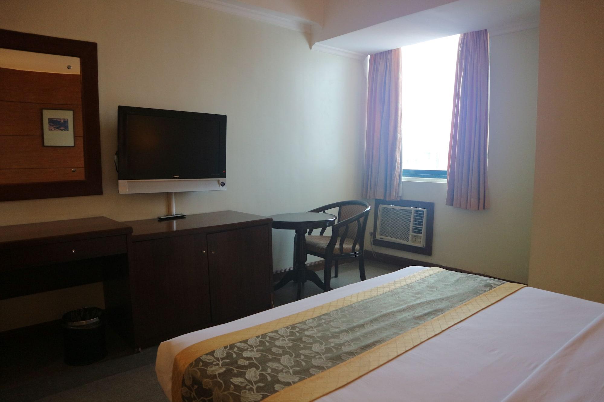 Iloilo Business Hotel Luaran gambar
