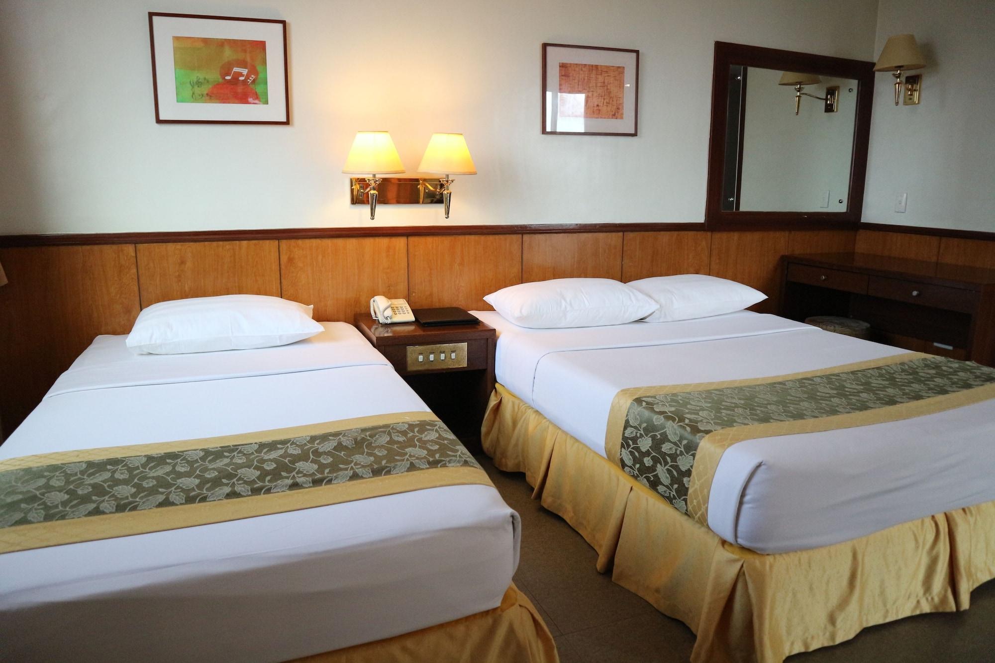 Iloilo Business Hotel Luaran gambar