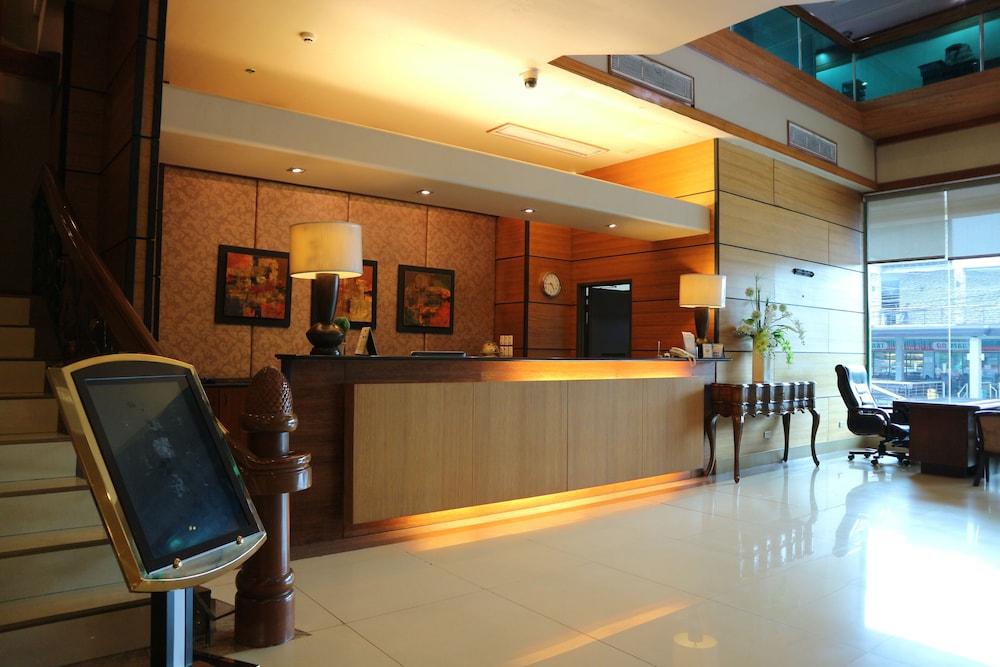 Iloilo Business Hotel Luaran gambar