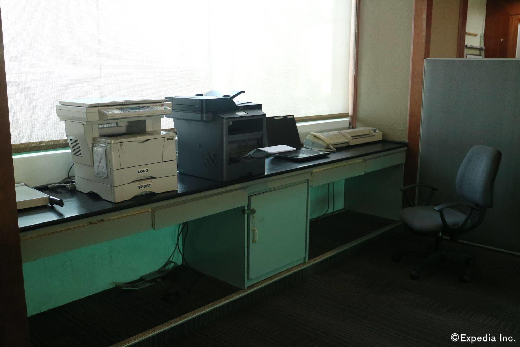 Iloilo Business Hotel Luaran gambar