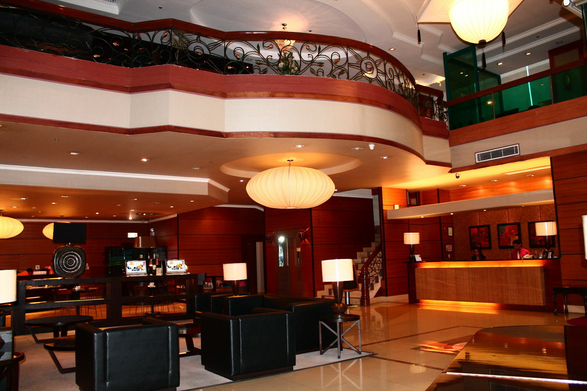 Iloilo Business Hotel Luaran gambar