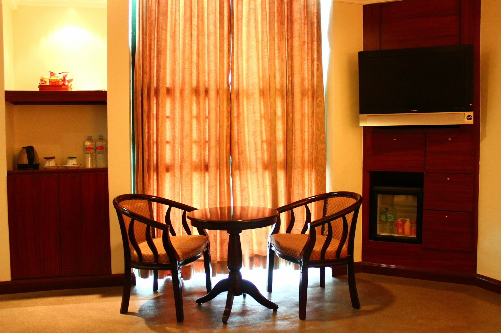 Iloilo Business Hotel Luaran gambar